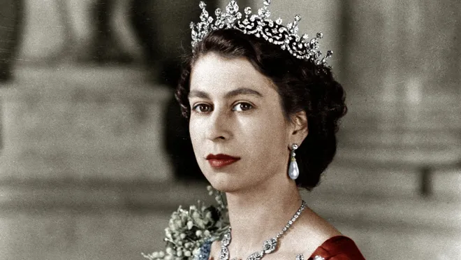 Queen Elizabeth Dies at 96, World Mourns Queen Elizabeth II Queen Elizabeth II Dies at 96