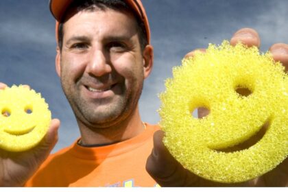 Scrub Daddy