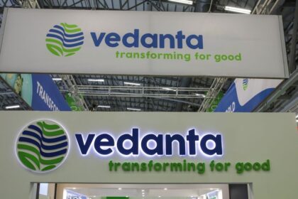 Vedanta Share Price