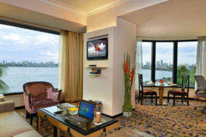 Luxurious Accommodations in a Breathtaking Setting at Hotel Marine Plaza