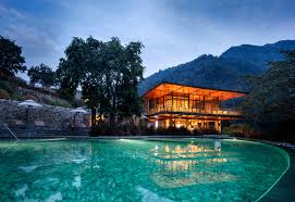 Top 10 Taj Hotels In India